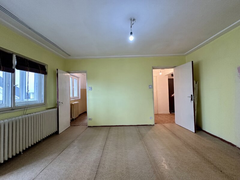 Garsoniera la cativa pasi (la propriu) de metrou Gorjului.