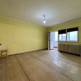 Gorjului de vanzare garsoniera la cativa pasi (la propriu) de metrou